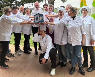 Coldiretti e Terranostra diplomano 14 nuovi cuochi contadini nelle Marche